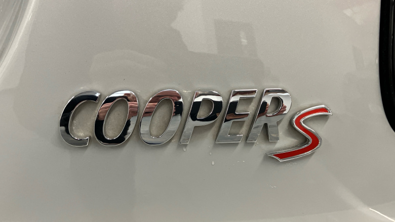 MINI Hatchback 2.0 Cooper S Sport II 3dr Auto Petrol Hatchback